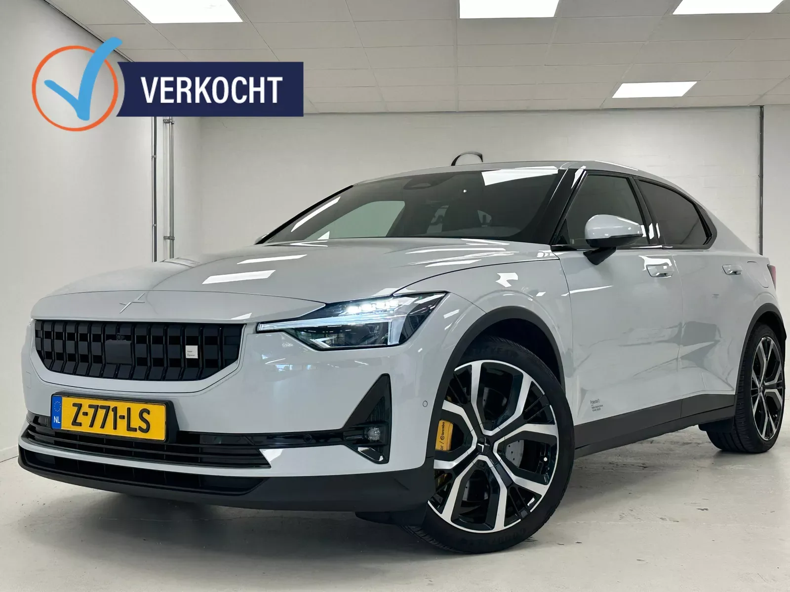 Polestar 2 (2022) — foto 1