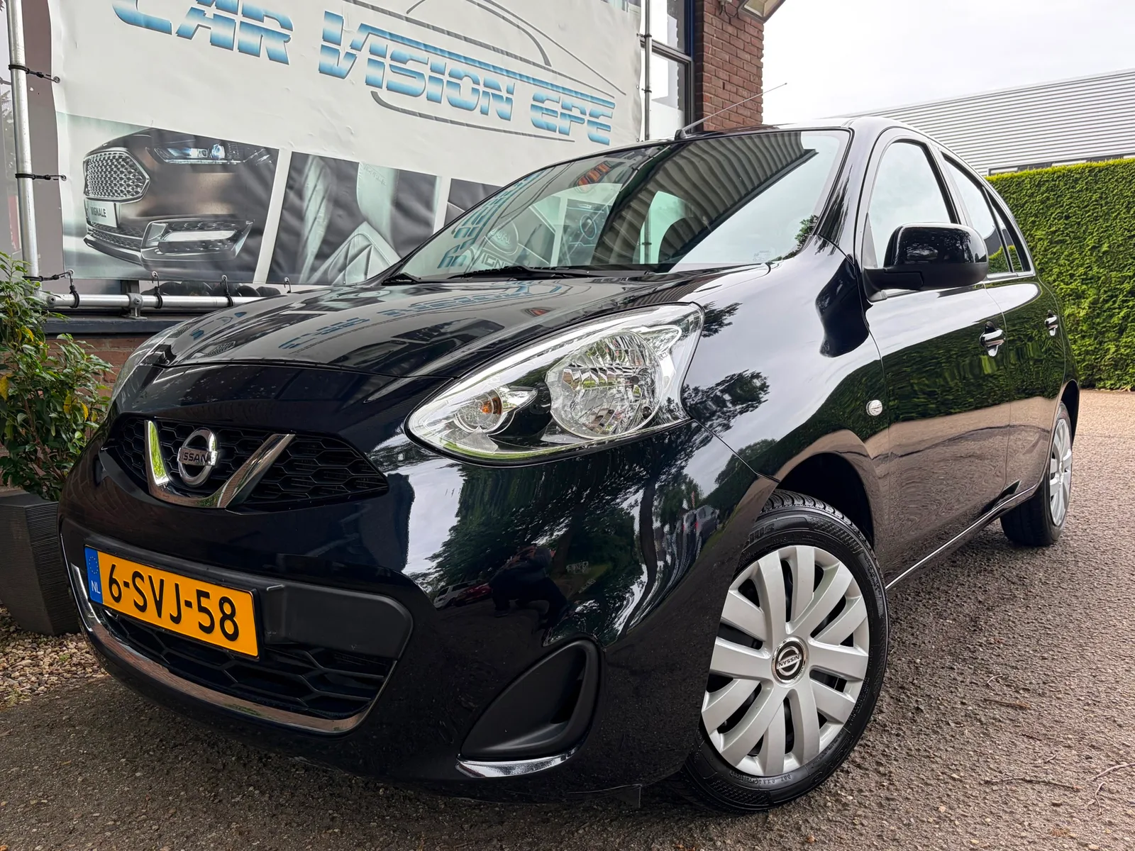 Nissan Micra (2013) — foto 1