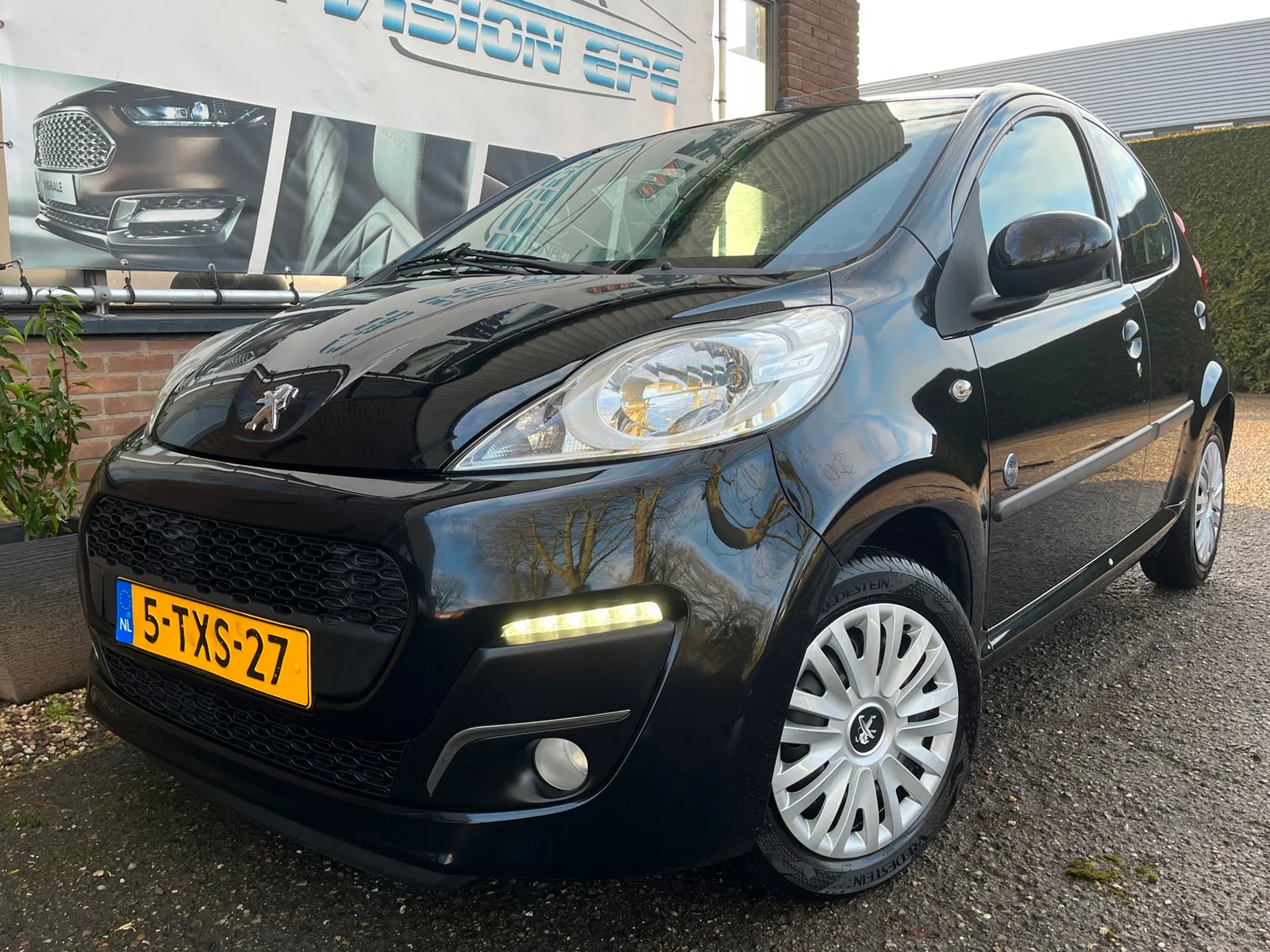 Peugeot 107 (2014) — foto 1