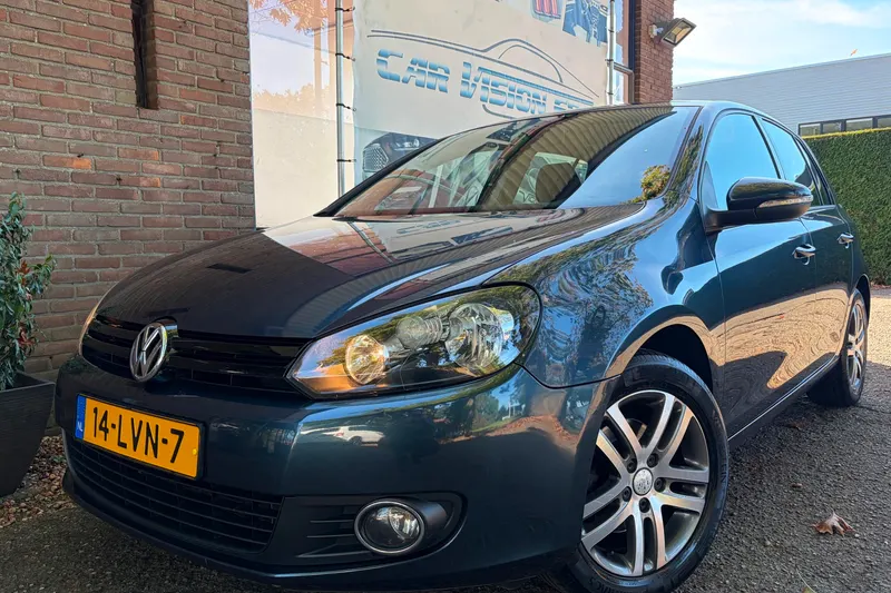Volkswagen Golf (2010)