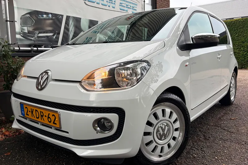 Volkswagen Up! (2013)