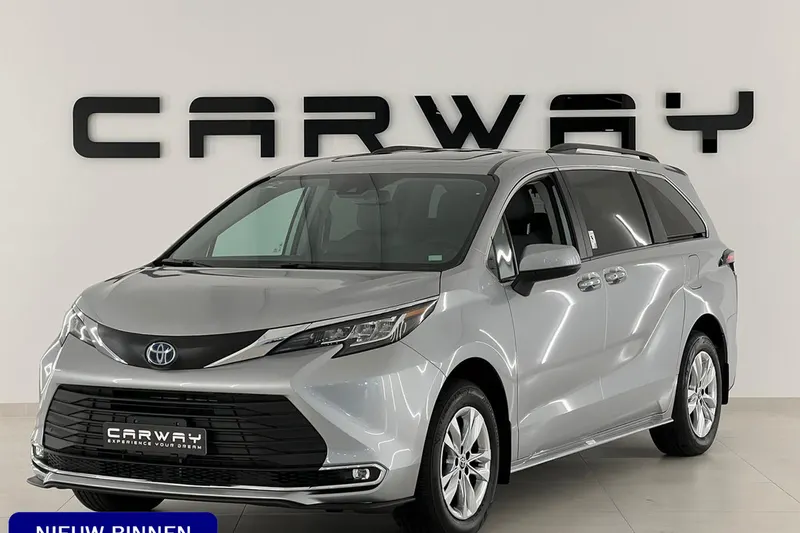 Toyota SIENNA (2022)