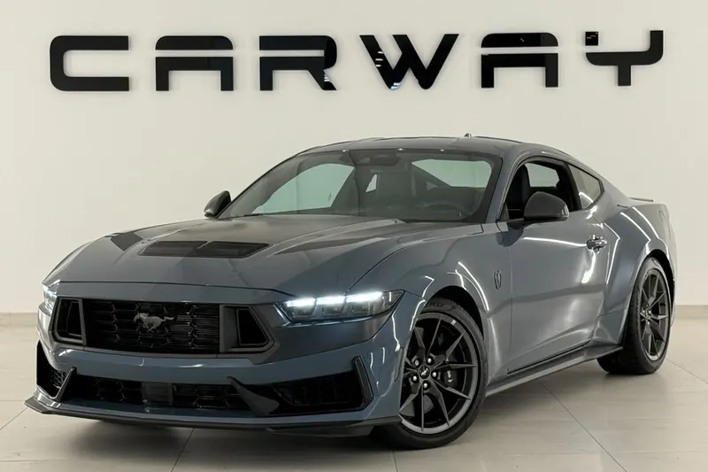 Ford Mustang (2024)