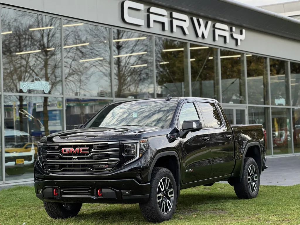 GMC Sierra (2024) — foto 1