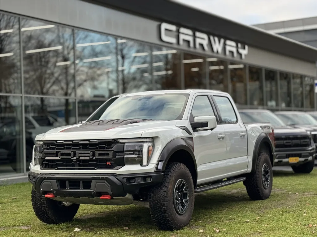 Ford F-150 (2025) — foto 1