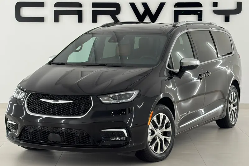 Chrysler Pacifica (2026)