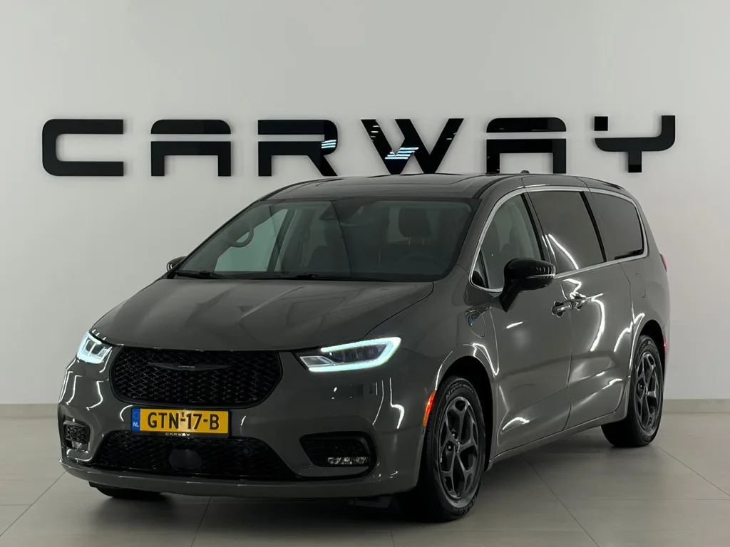 Chrysler Pacifica (2024) — foto 1