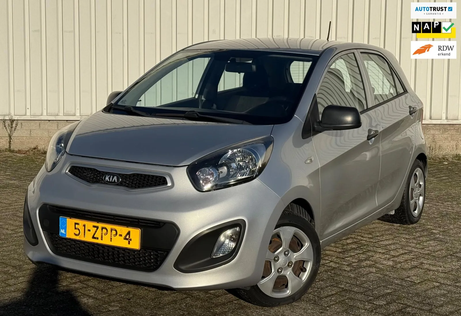 Kia Picanto (2013) — foto 1
