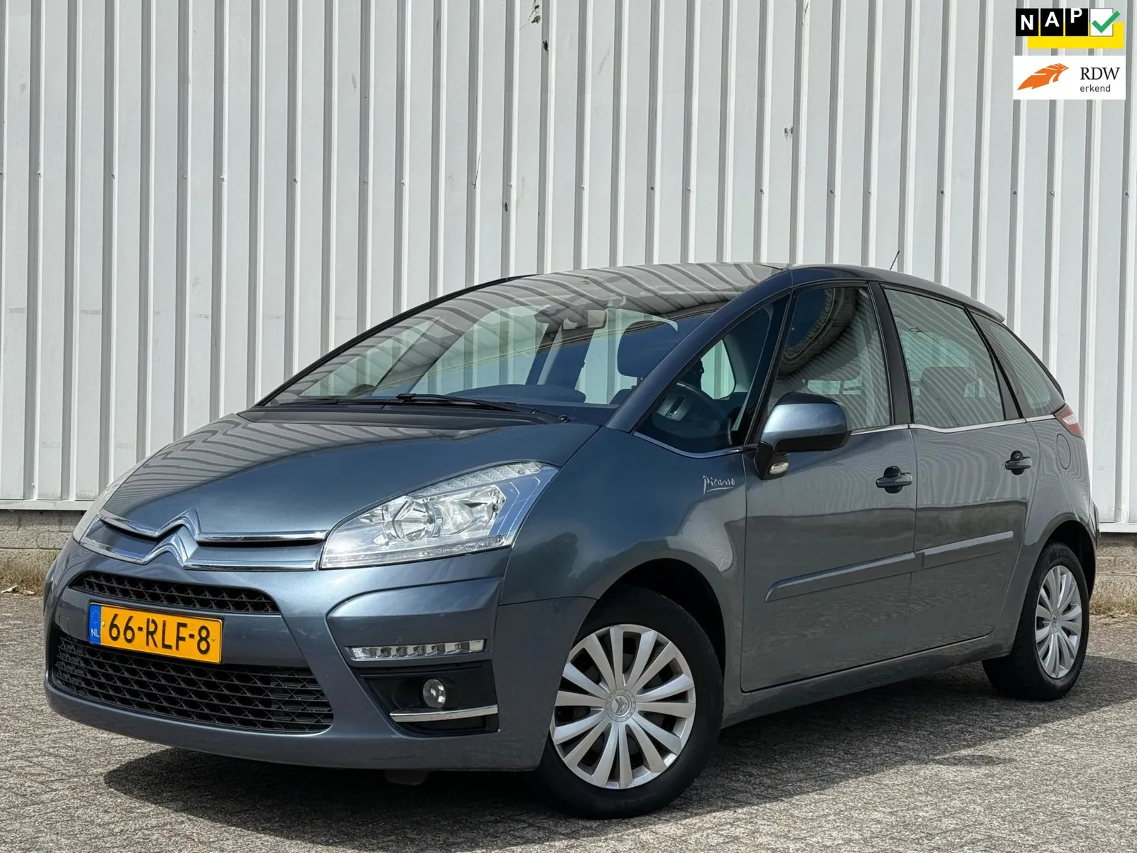 Citroën C4 Picasso (2011) — foto 1