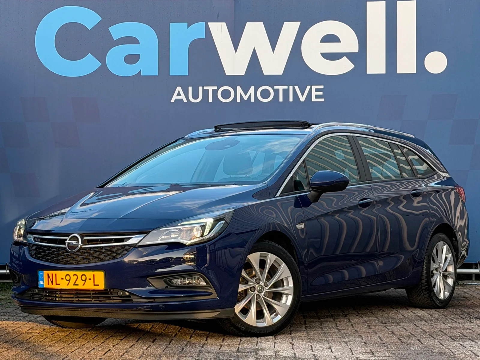 Opel Astra (2017) — foto 1