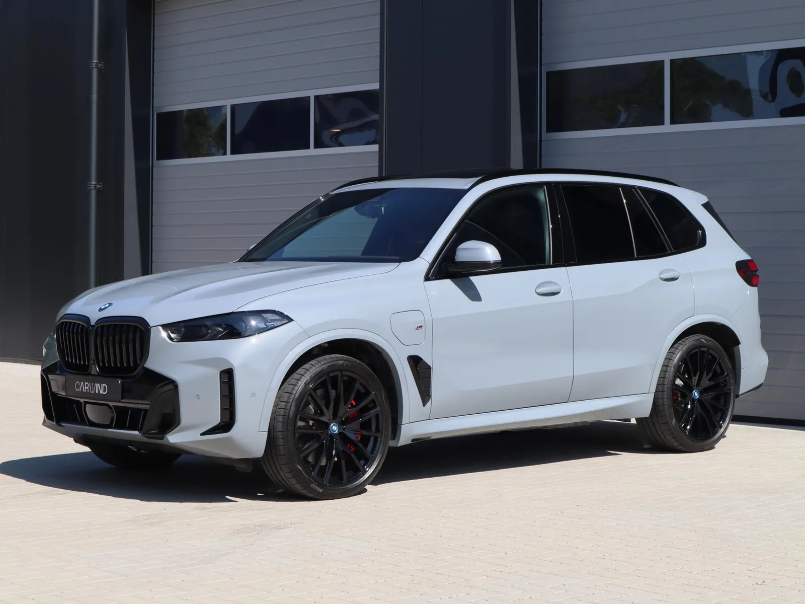 BMW X5 (2025) — foto 1