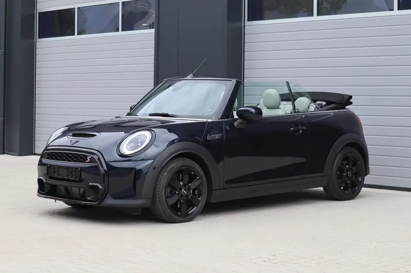 MINI Cooper S (2022)