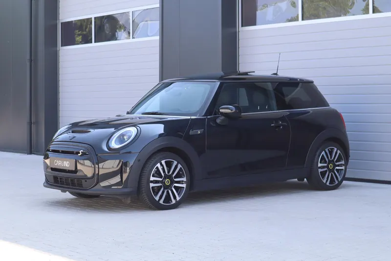 MINI Electric (2023)