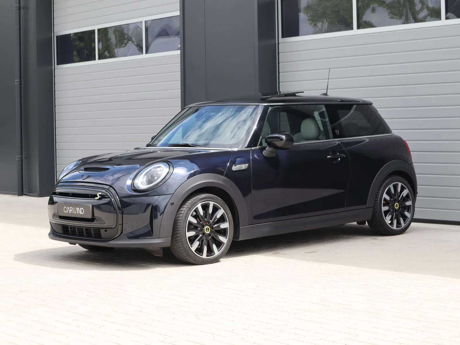 MINI Electric (2023) — foto 1