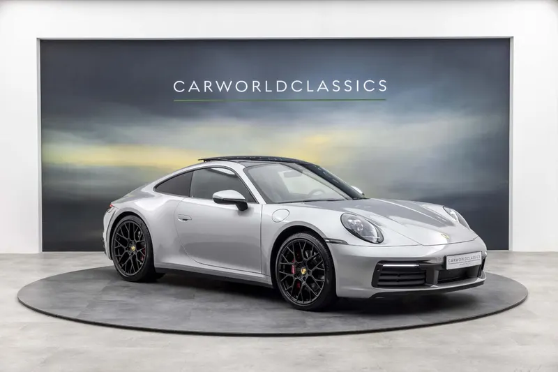 Porsche 911 (2019)