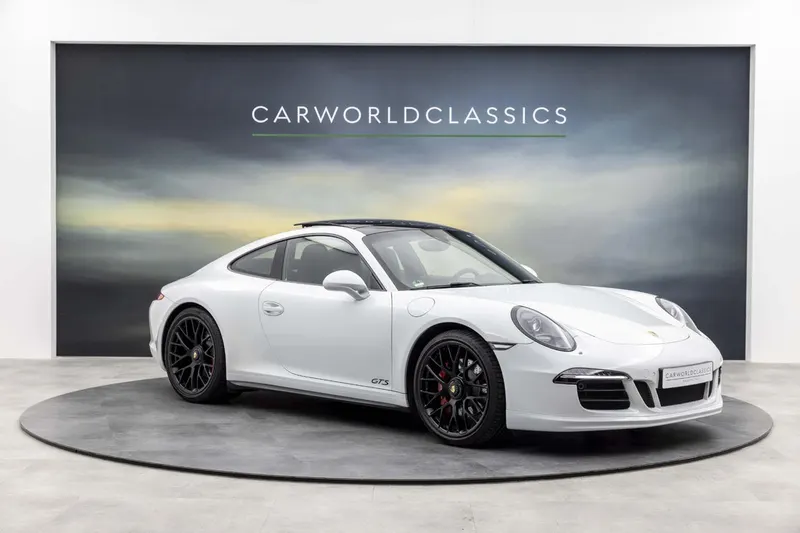 Porsche 911 (2015)