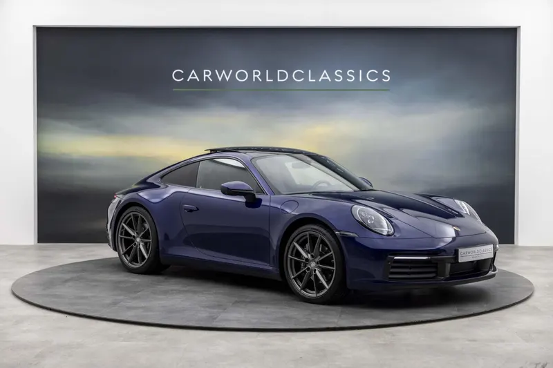 Porsche 911 (2022)
