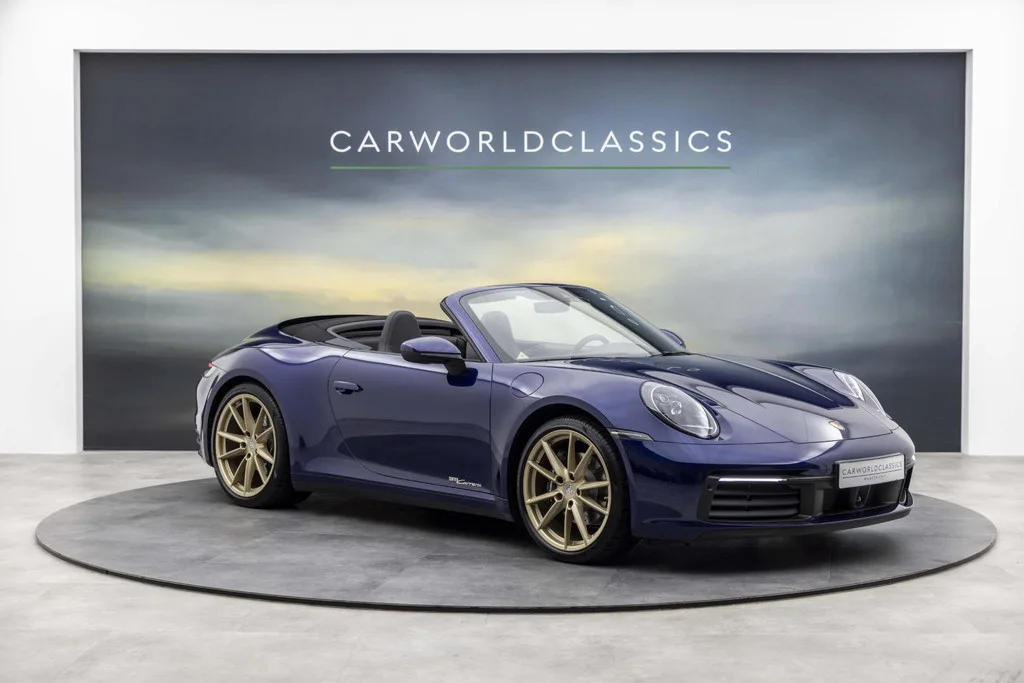 Porsche 911 (2020) — foto 1