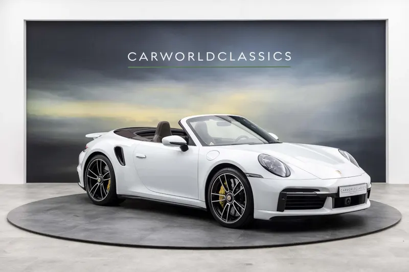 Porsche 911 (2020)