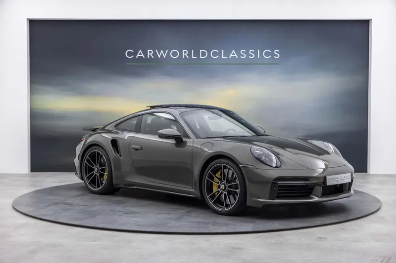 Porsche 911 (2021)