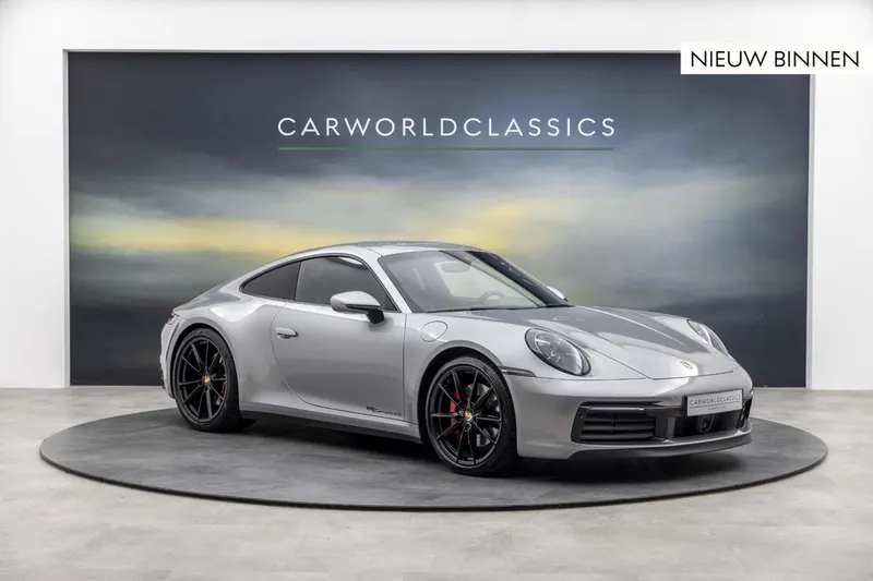 Porsche 911 (2021)