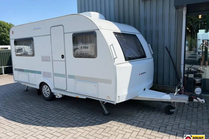 Adria Aviva (2025)