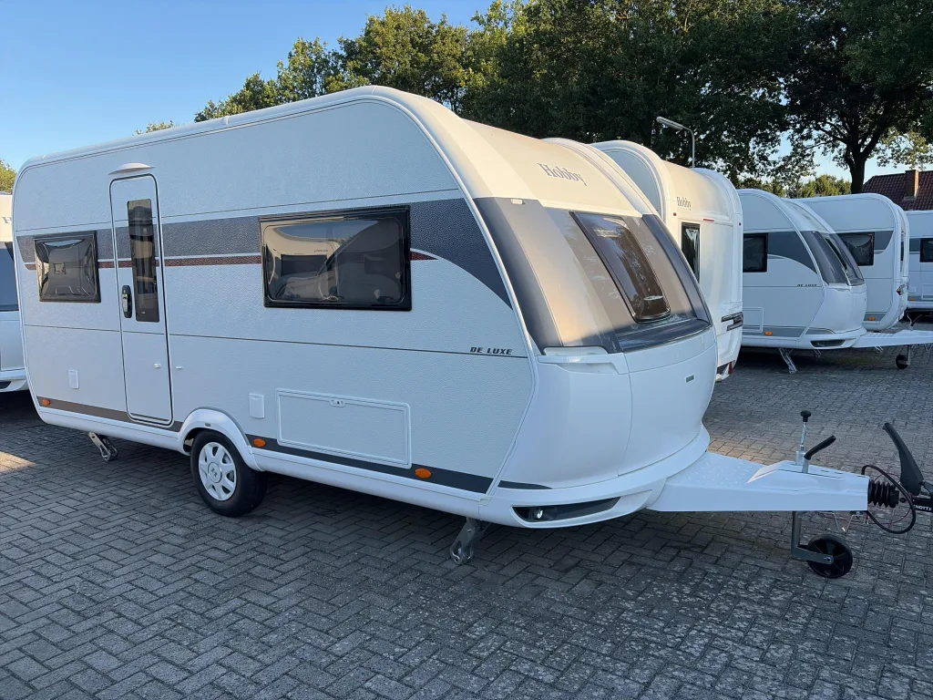 Hobby De Luxe (2027) — foto 1