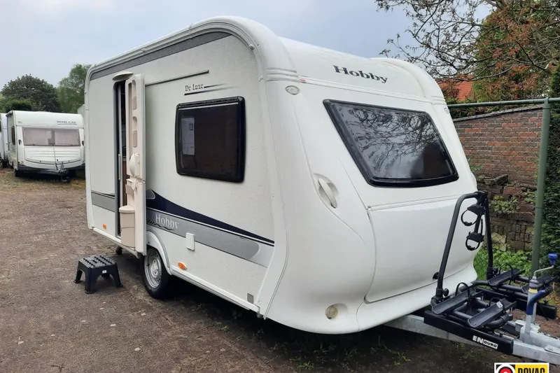 Hobby De Luxe (2011)