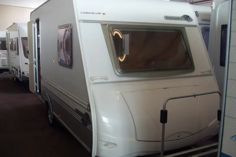 Caravelair 400 (2006)