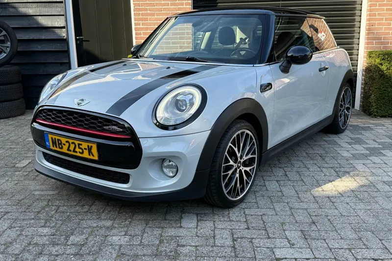 MINI Cooper (2017)