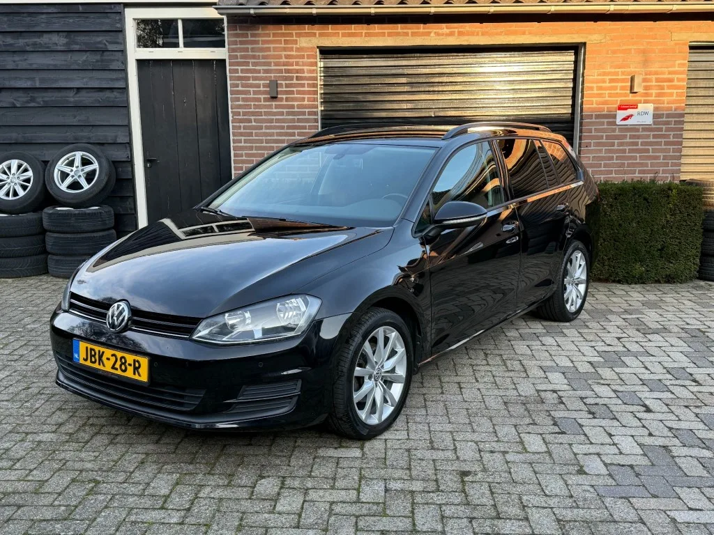 Volkswagen Golf (2014) — foto 1