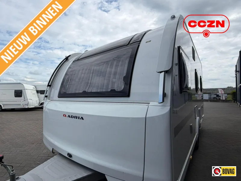 Adria Adora (2024) — foto 1