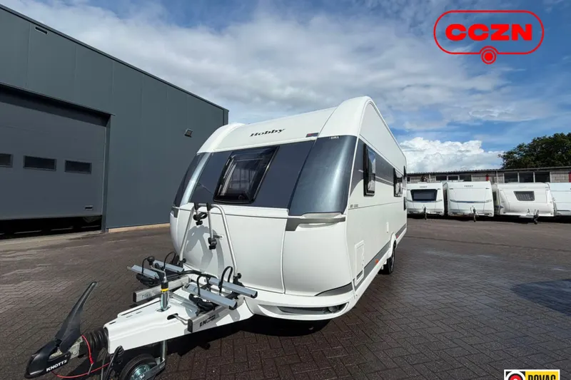 Hobby De Luxe (2023)