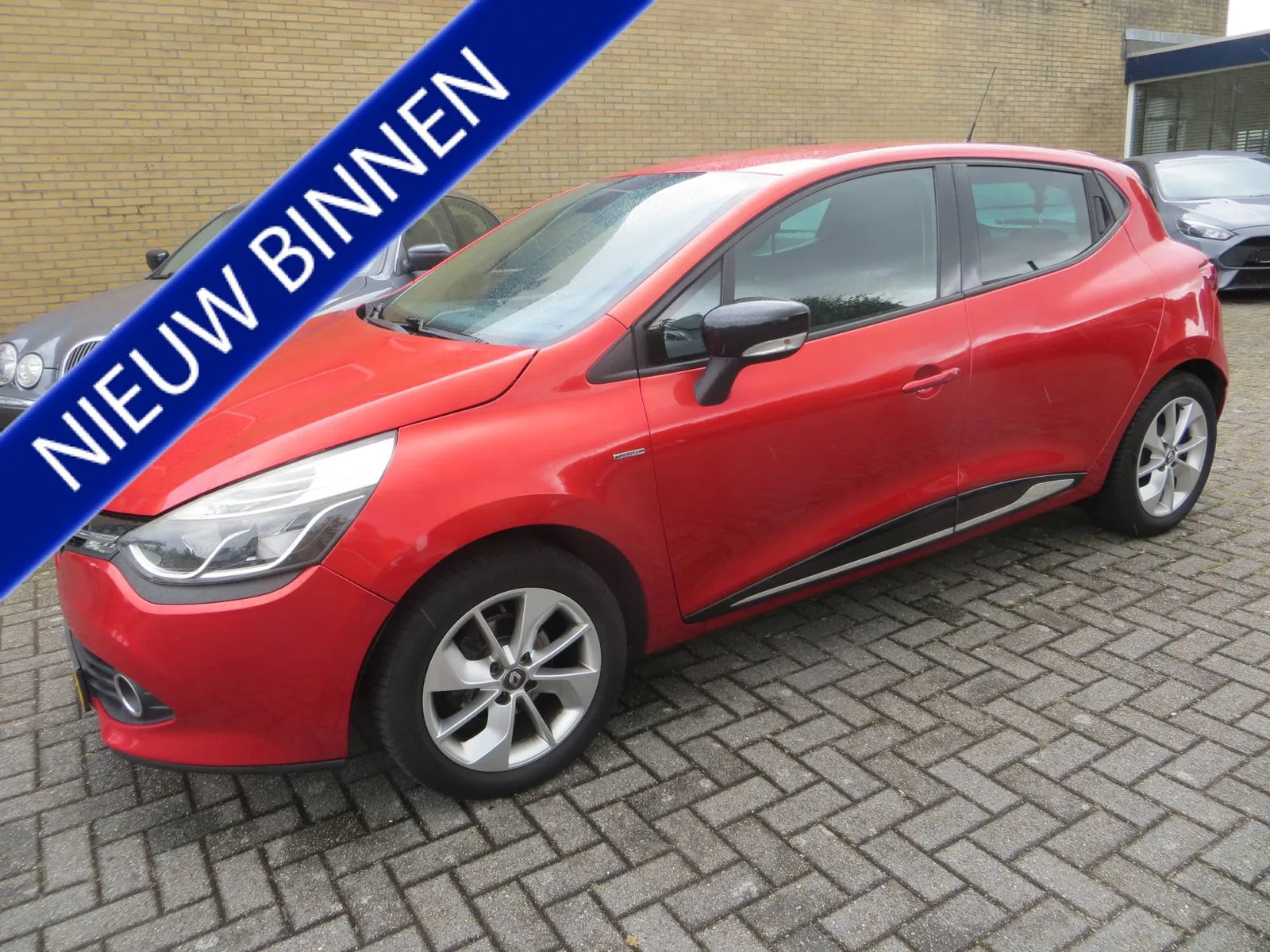 Renault Clio (2016) — foto 1