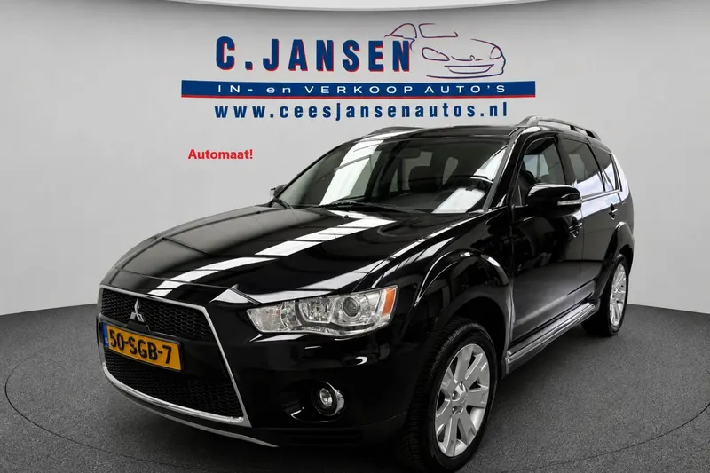 Mitsubishi Outlander (2011)