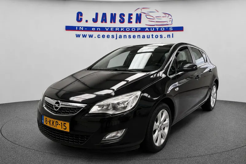 Opel Astra (2013)
