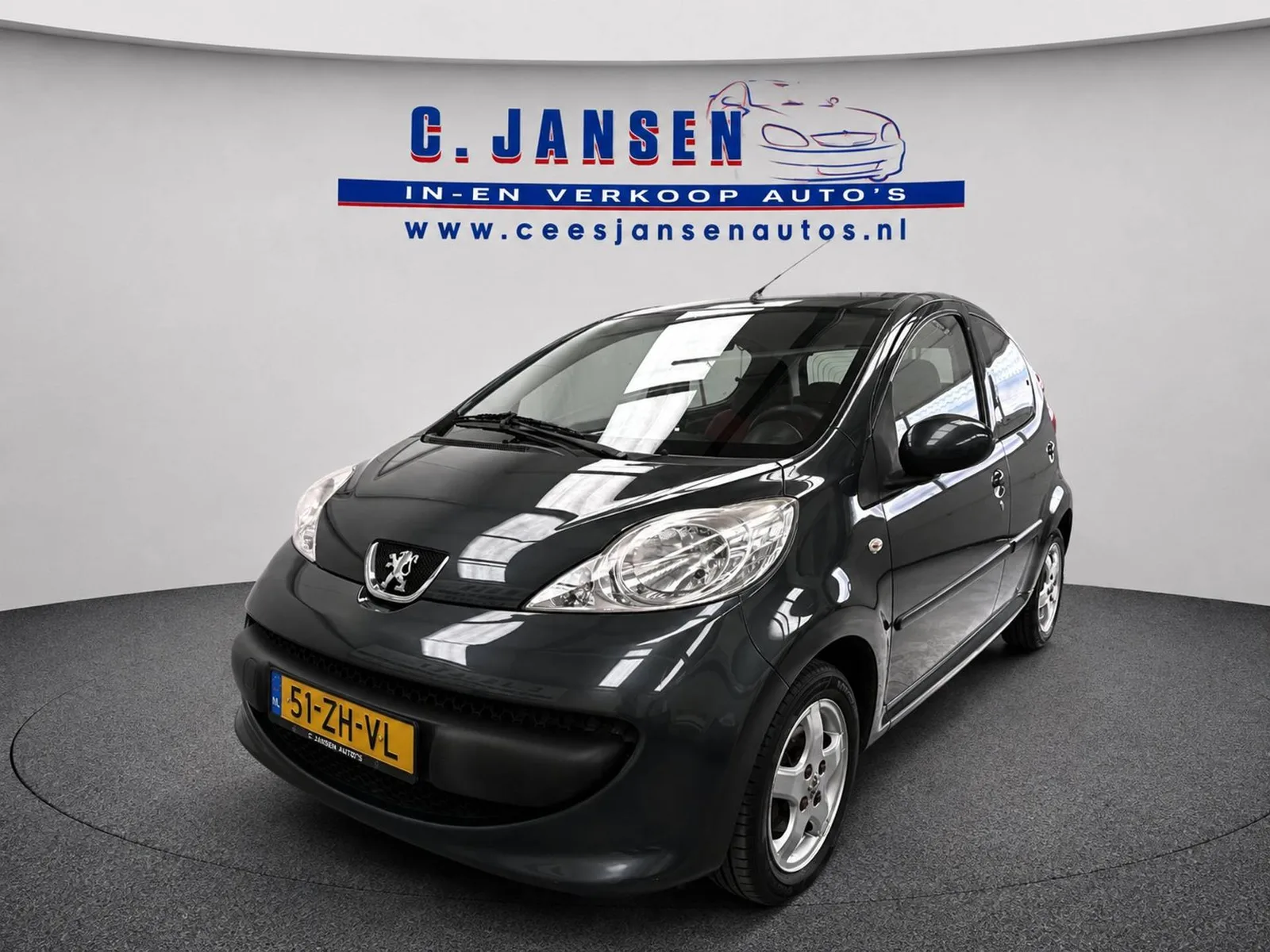 Peugeot 107 (2008) — foto 1