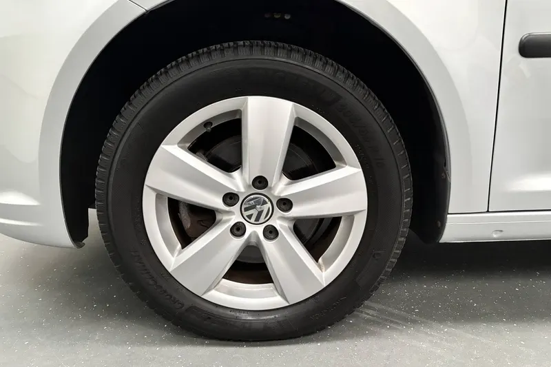 Volkswagen Caddy (2012)