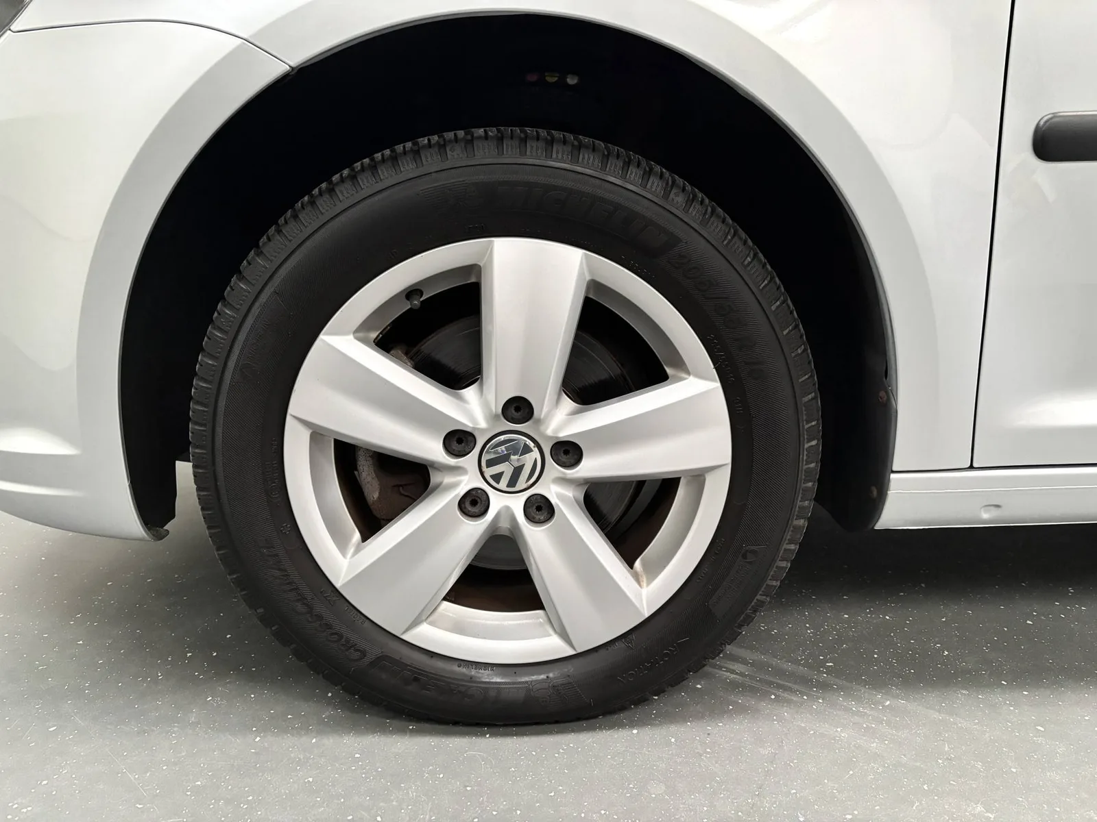 Volkswagen Caddy (2012) — foto 1