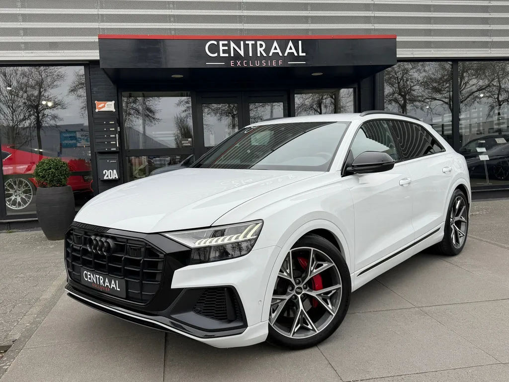 Audi Q8 (2021) — foto 1