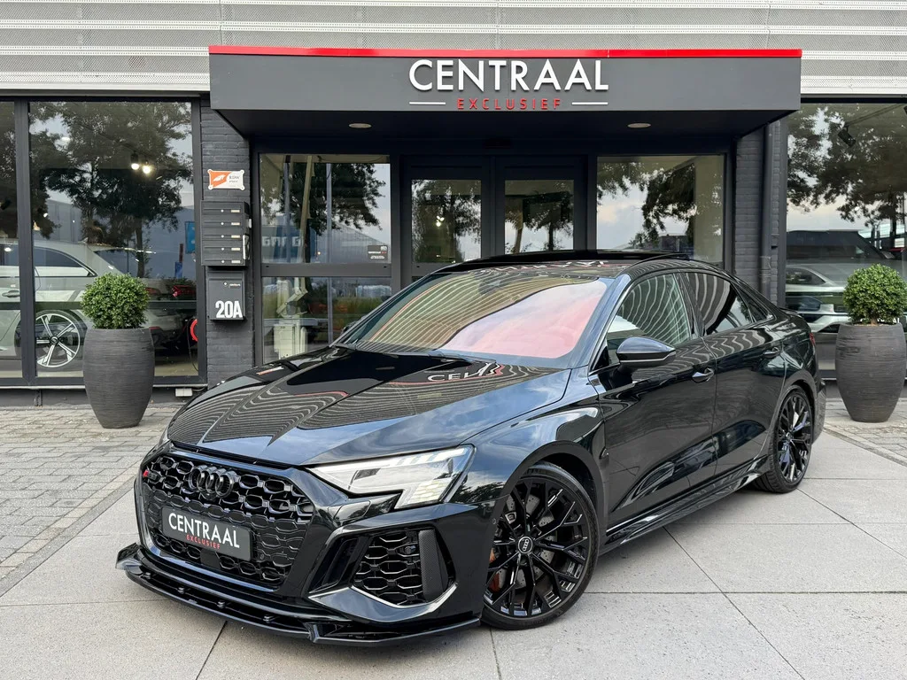 Audi RS 3 (2022) — foto 1