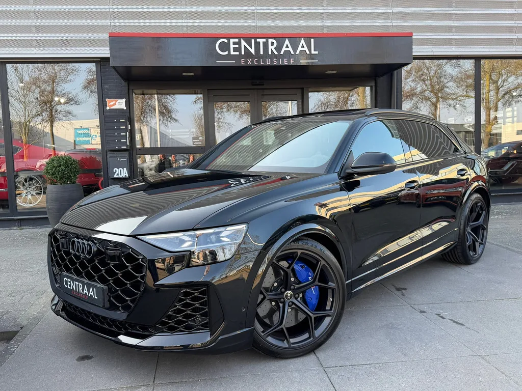 Audi RS Q8 (2024) — foto 1