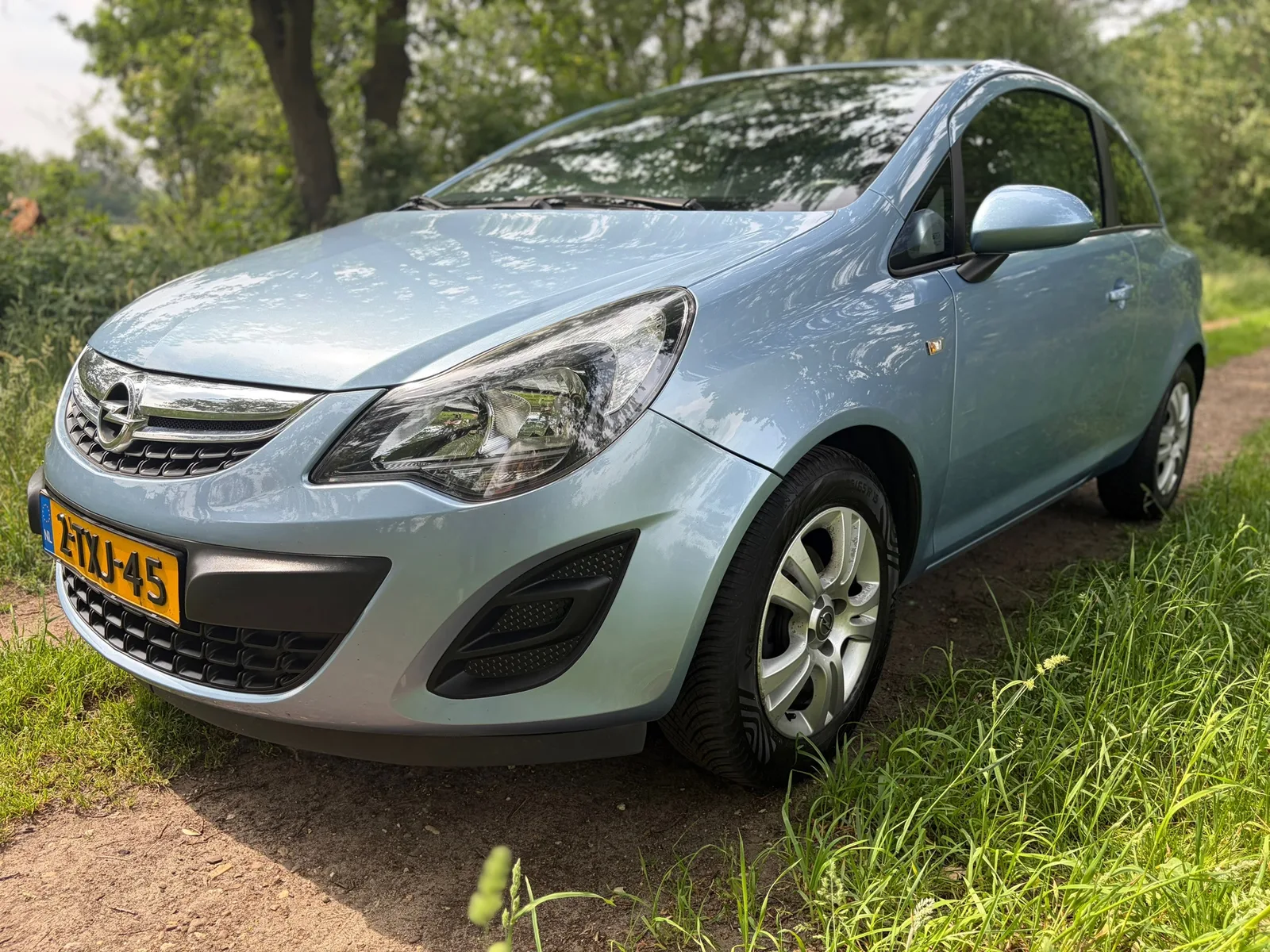 Opel Corsa (2014) — foto 1