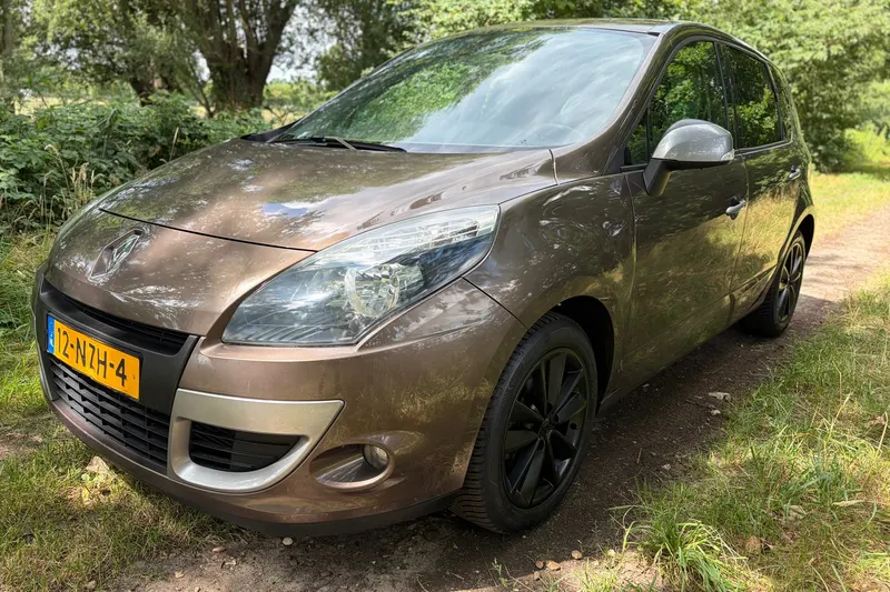 Renault Scénic (2011)
