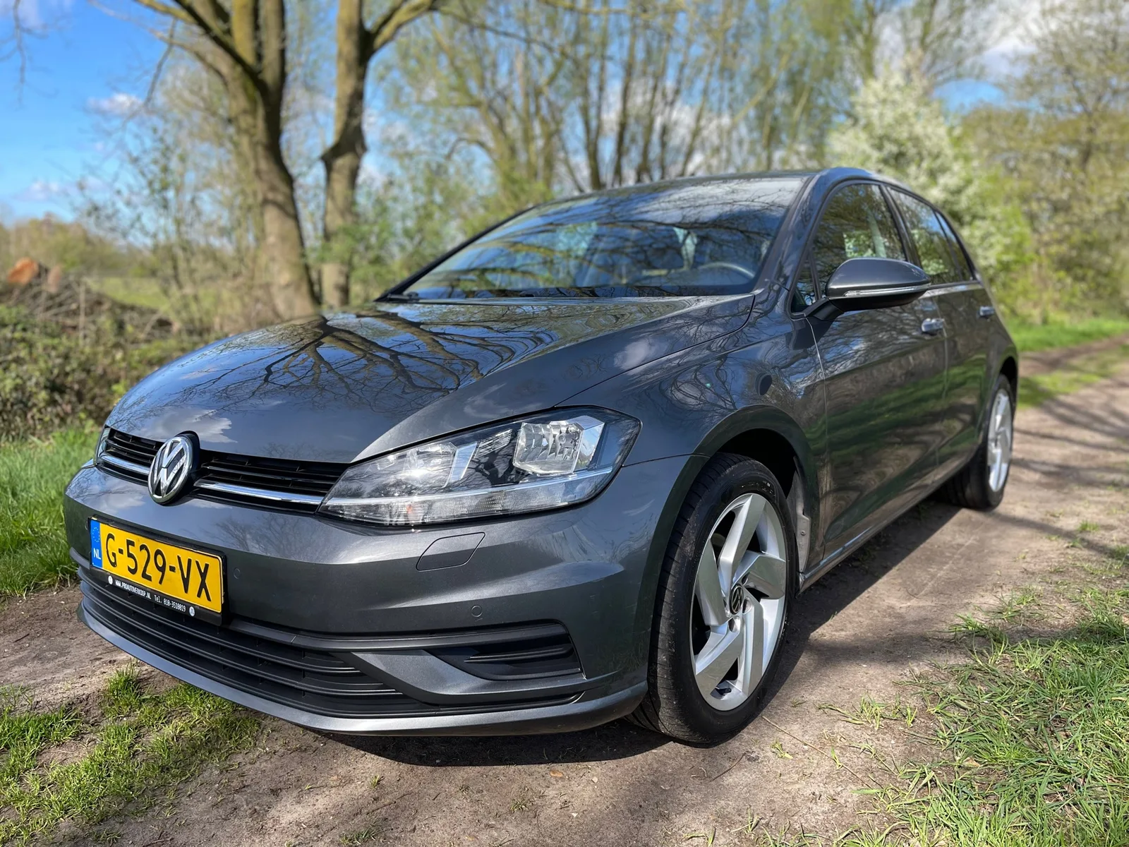 Volkswagen Golf (2018) — foto 1
