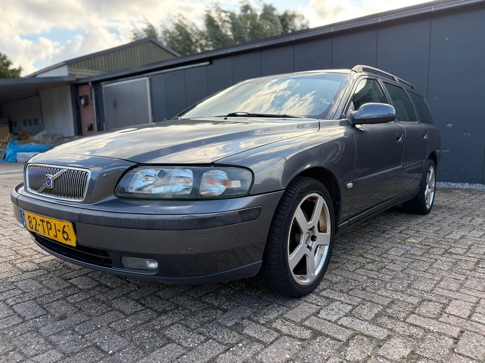 Volvo V70 (2003) — foto 1