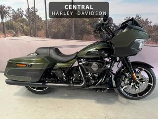 Harley-Davidson Road Glide (2026) — foto 1