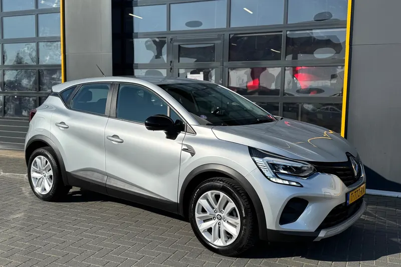 Renault Captur (2023)