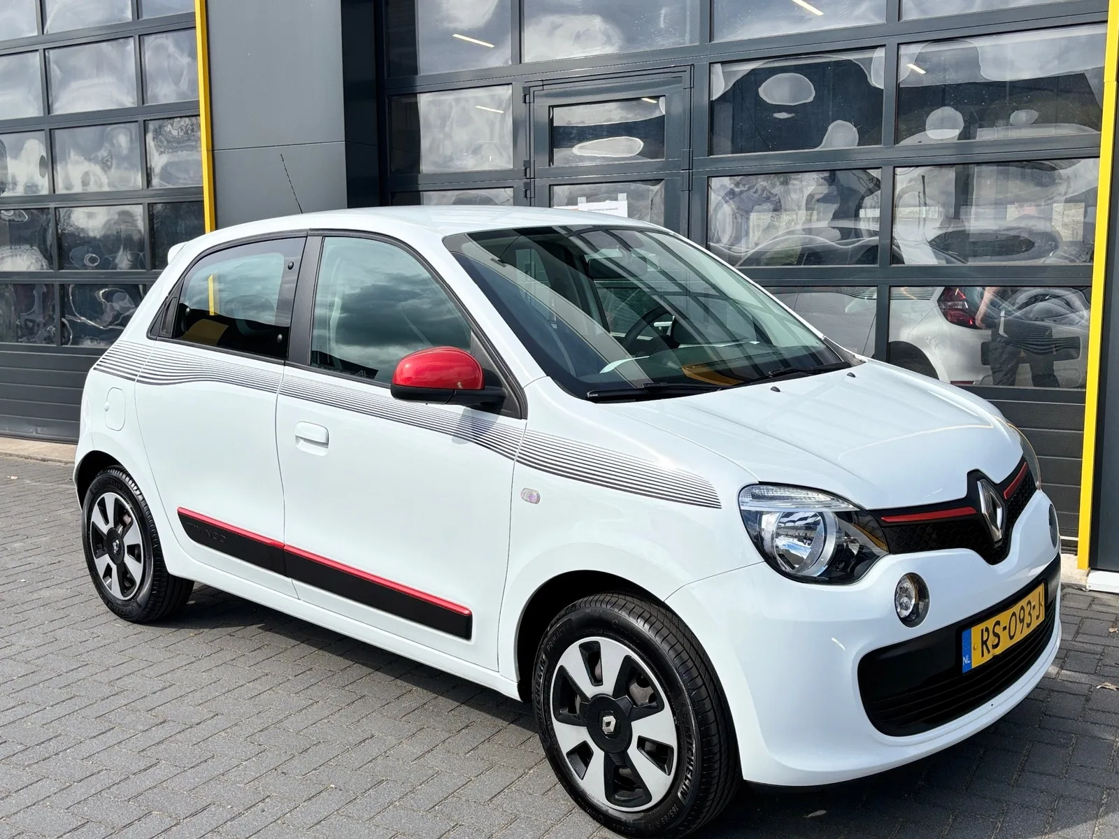 Renault Twingo (2018) — foto 1
