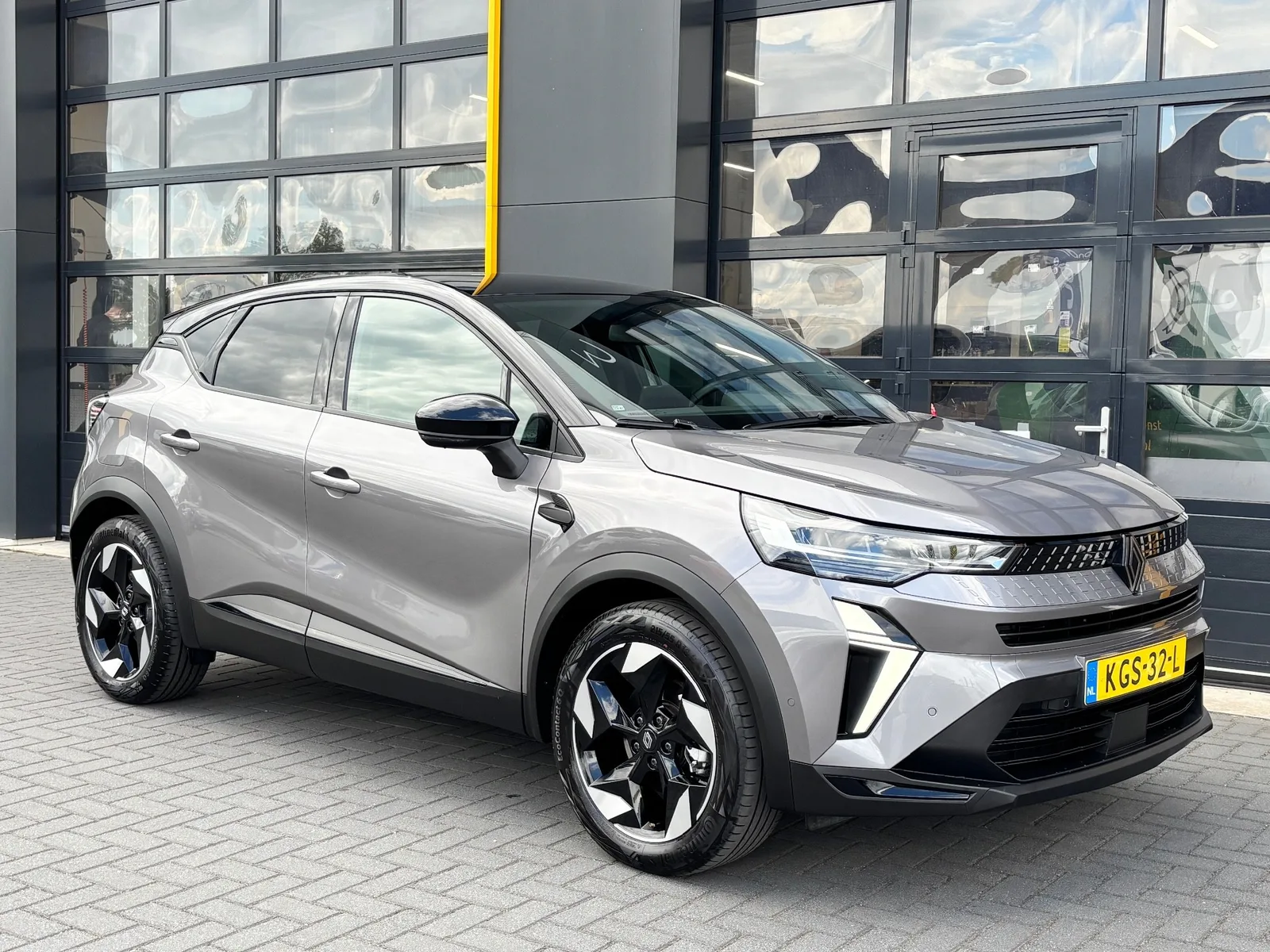 Renault Captur (2025) — foto 1